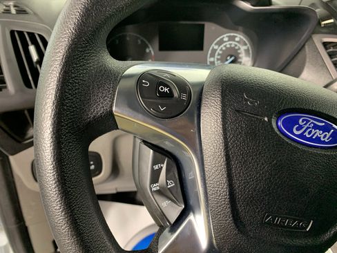 Used 2022 Ford Transit Connect XL FWD image 19