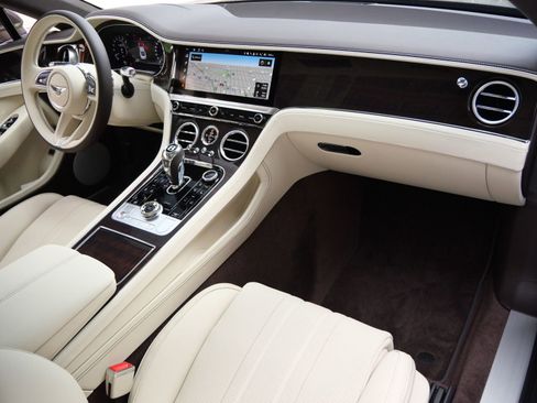 New 2026 Bentley Continental GT image 2