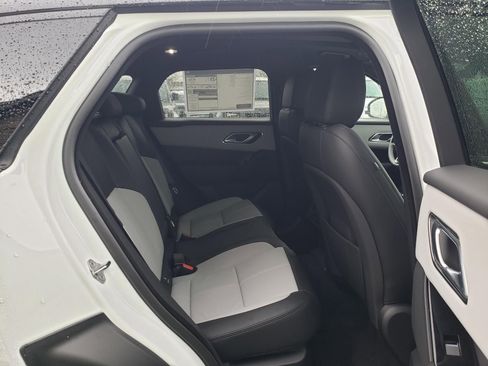 New 2026 Land Rover Range Rover Velar Dynamic SE image 15