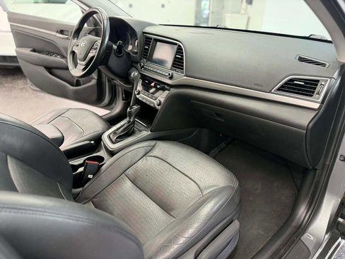Used 2017 Hyundai Elantra Limited w/ Limited Tech Package 04 image 10
