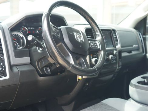 Used 2019 RAM 1500 Big Horn RWD image 11