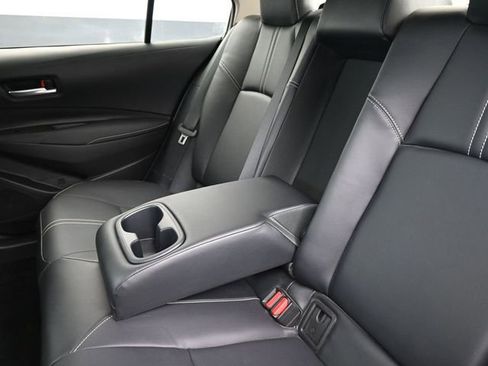 Used 2024 Toyota Corolla XLE image 28