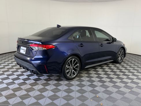 Used 2022 Toyota Corolla SE image 9