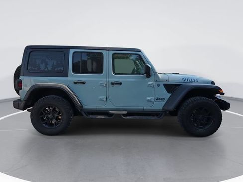 Used 2024 Jeep Wrangler Unlimited AWD/4WD image 3
