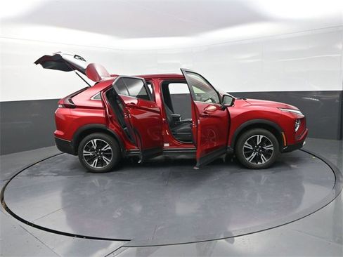 Used 2023 Mitsubishi Eclipse Cross SE image 44
