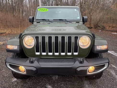 Used 2021 Jeep Wrangler Unlimited Sahara w/ Uconnect 4C Nav & Sound Group image 2