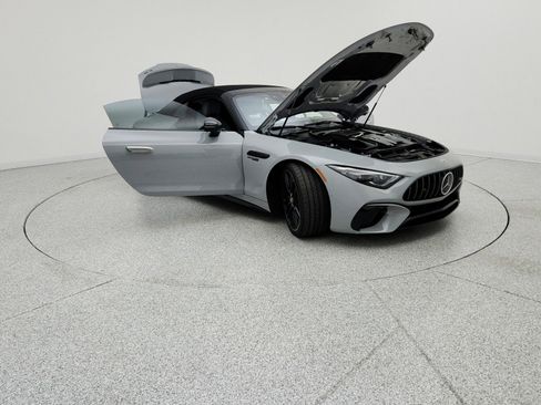 Certified 2022 Mercedes-Benz SL 55 AMG 4MATIC image 10
