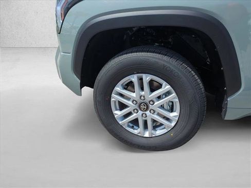 New 2026 Toyota Tundra SR5 AWD/4WD image 10