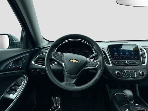 Used 2023 Chevrolet Malibu LT FWD image 21