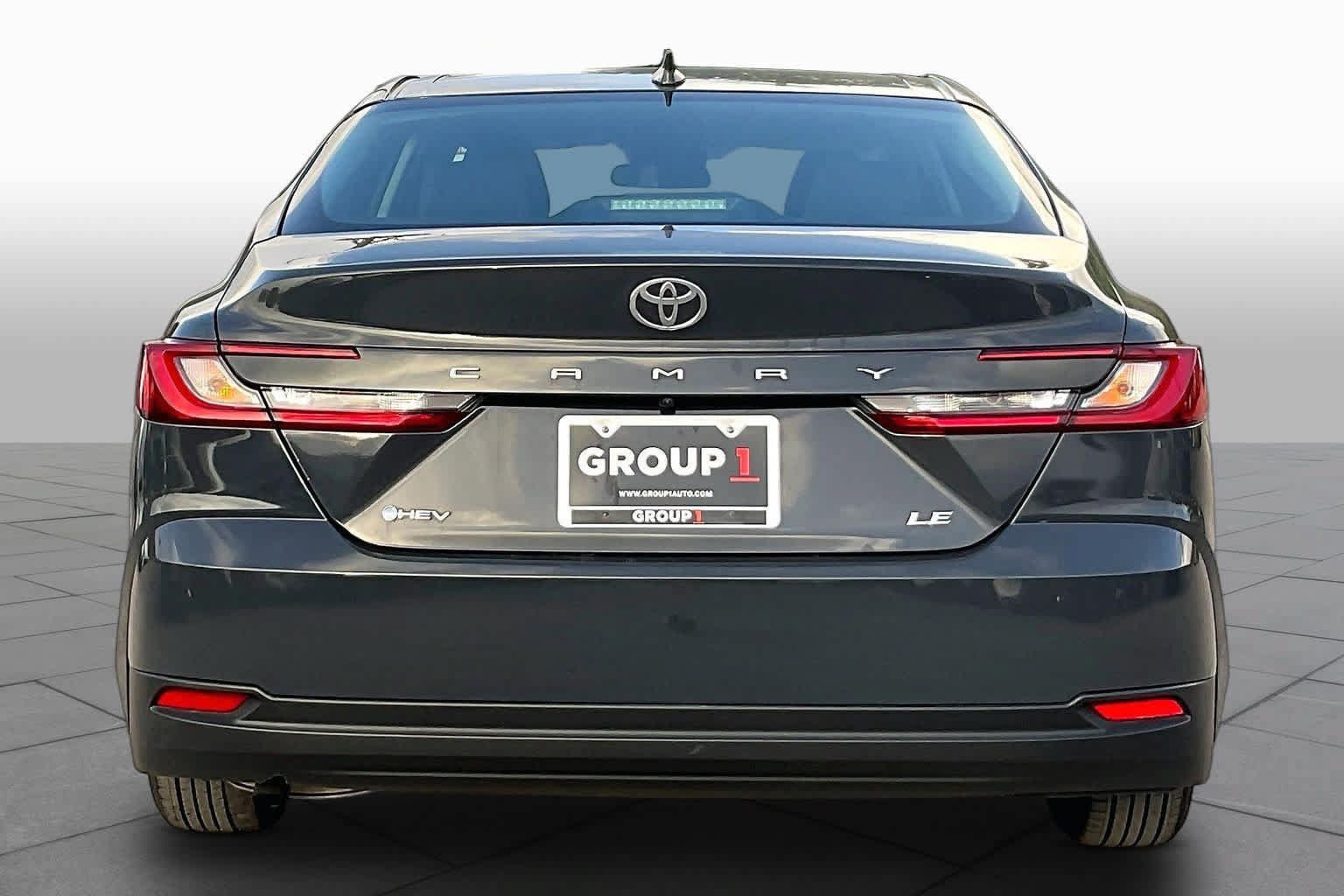 Used 2025 Toyota Camry LE FWD image 5