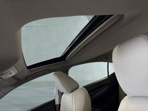 Used 2018 Lexus ES 350 image 21