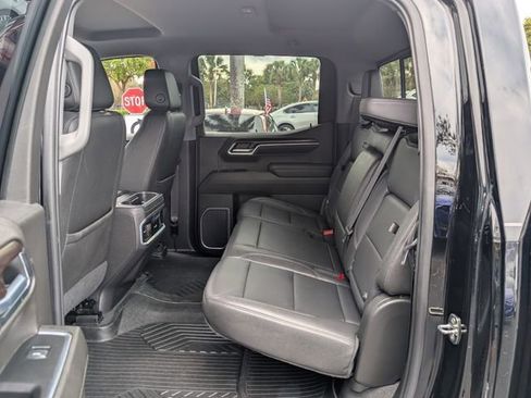 Used 2022 GMC Sierra 1500 SLT w/ SLT Premium Plus Package image 14