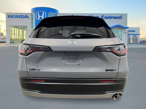 Used 2026 Honda HR-V Sport image 4