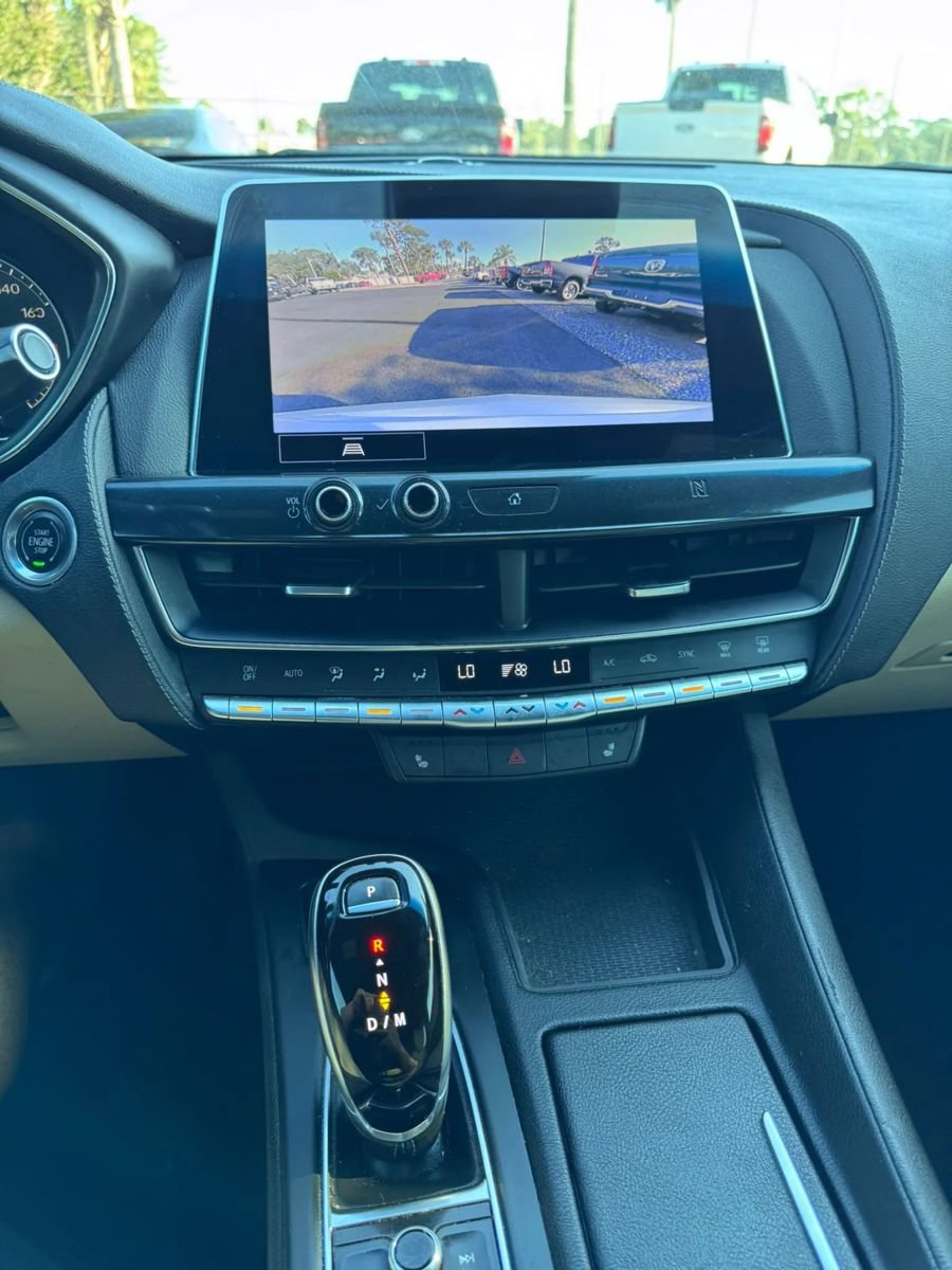 Used 2021 Cadillac CT5 Luxury w/ Cold Weather Package RWD image 15