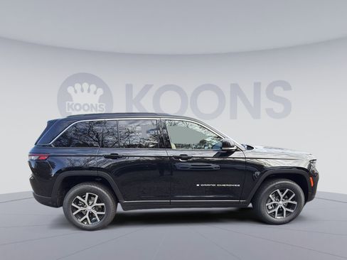 New 2025 Jeep Grand Cherokee Limited w/ Luxury Tech Group II AWD/4WD image 8