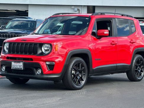 Used 2021 Jeep Cherokee Latitude Plus image 8