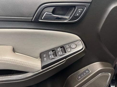 Used 2019 Chevrolet Tahoe LT w/ RST Edition AWD/4WD image 12