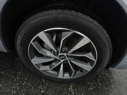 Used 2023 Audi Q5 2.0T Premium Plus w/ Premium Plus Package image 9