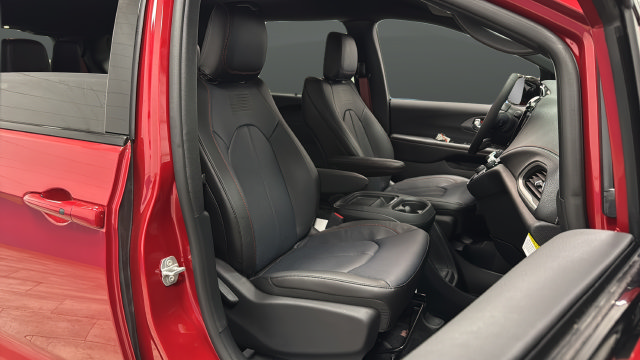 New 2027 Chrysler Pacifica Select FWD image 23