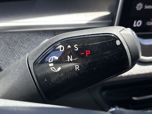 New 2026 Volkswagen Tiguan S FWD image 24