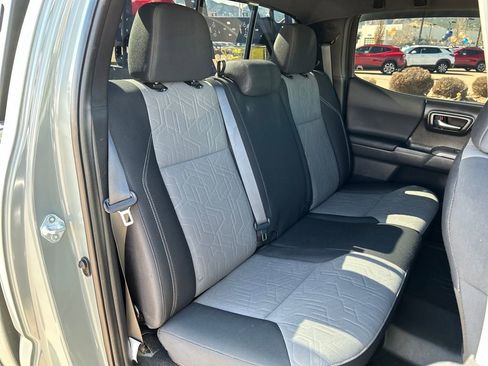 Used 2023 Toyota Tacoma TRD Off-Road image 21