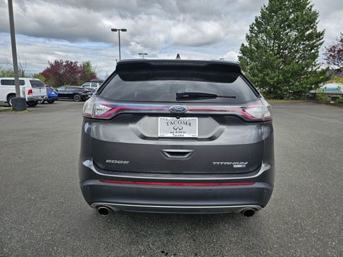 Used 2017 Ford Edge Titanium w/ Technology Package AWD/4WD image 6