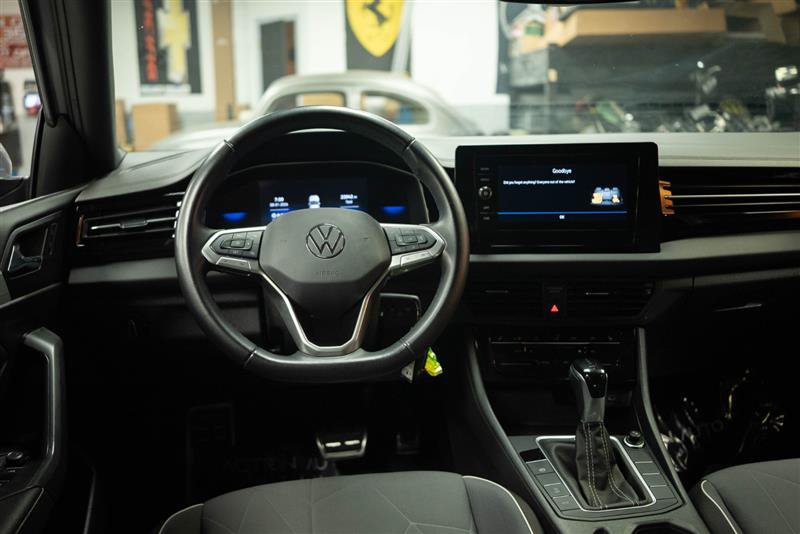 Used 2025 Volkswagen Jetta Sport FWD image 17