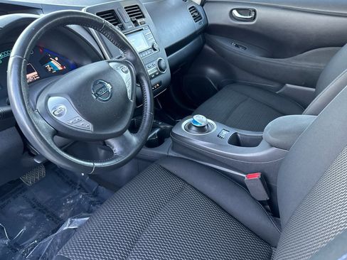 Used 2015 Nissan Leaf S w/ Charge Package image 4