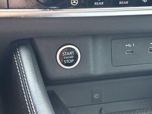 Used 2021 Nissan Rogue Platinum FWD image 11