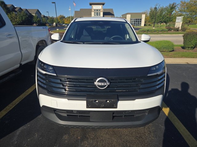 Used 2025 Nissan Kicks SV AWD/4WD image 26