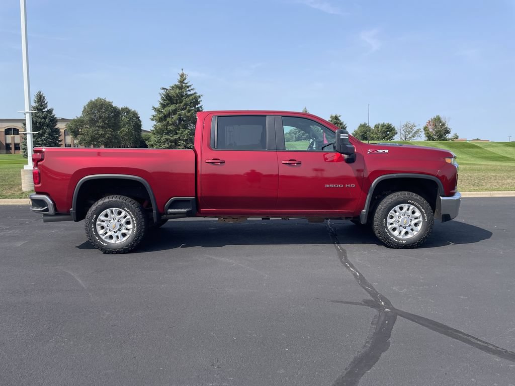 Used 2022 Chevrolet Silverado 3500 LT w/ Convenience Package AWD/4WD image 6
