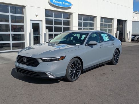 New 2026 Honda Accord Touring image 9