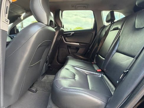 Used 2016 Volvo XC60 T5 Premier FWD image 45