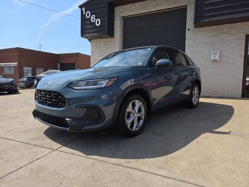 Used 2023 Honda HR-V LX image 3