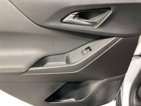 Used 2025 Chevrolet Equinox RS w/ Safety and Technology Package FWD image 14
