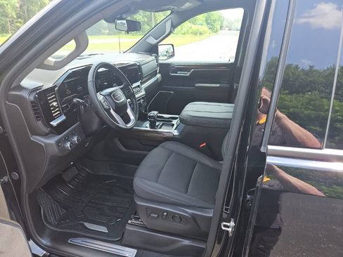 Used 2024 GMC Sierra 1500 Elevation w/ LPO, Elevation Black Package AWD/4WD image 16