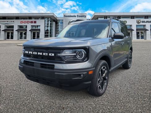Used 2022 Ford Bronco Sport Outer Banks w/ Tech Package AWD/4WD image 4