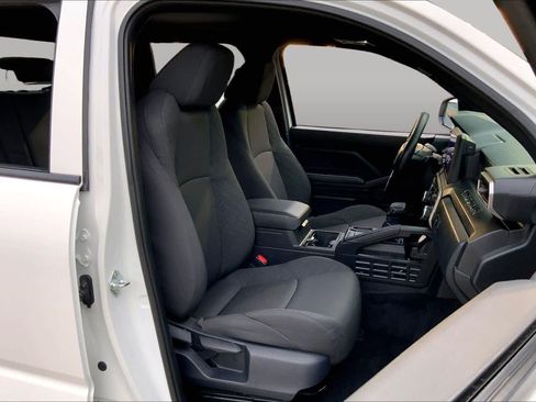 Used 2025 Toyota Tacoma SR RWD image 9