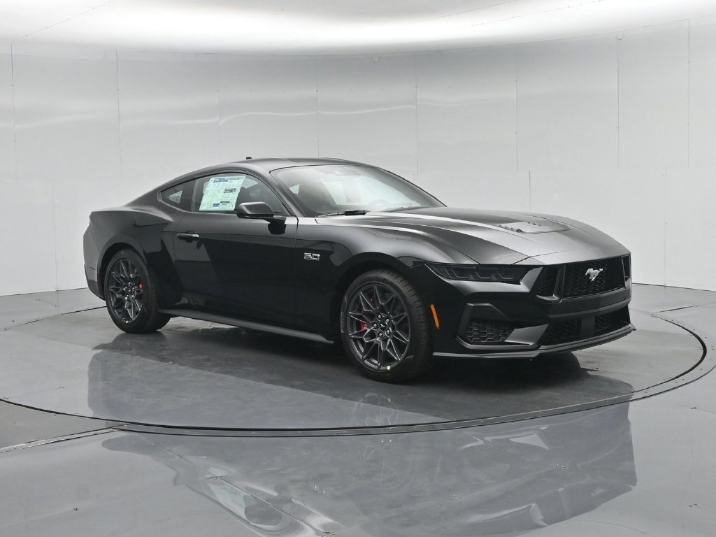 New 2026 Ford Mustang GT Premium w/ GT Performance Package RWD image 23