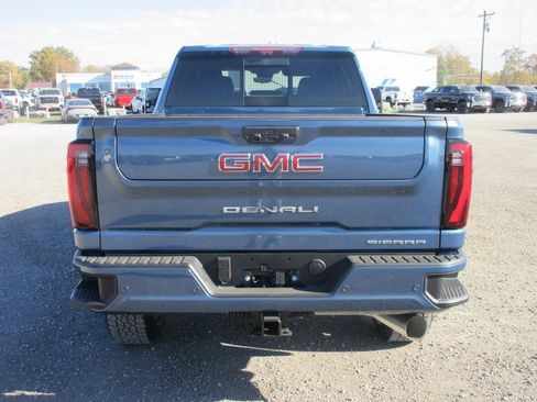 New 2026 GMC Sierra 2500 Denali image 6