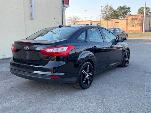 Used 2014 Ford Focus S image 8