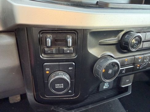 Used 2024 Ford F350 XLT image 20