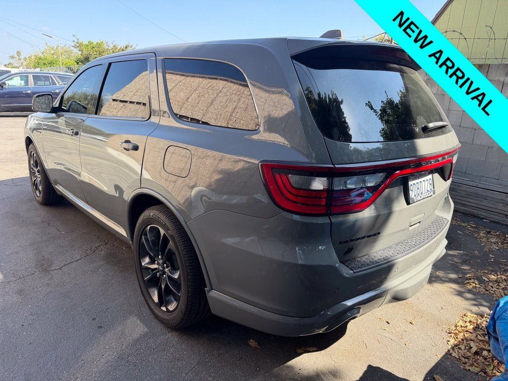 Used 2022 Dodge Durango R/T w/ Blacktop Package AWD/4WD image 3