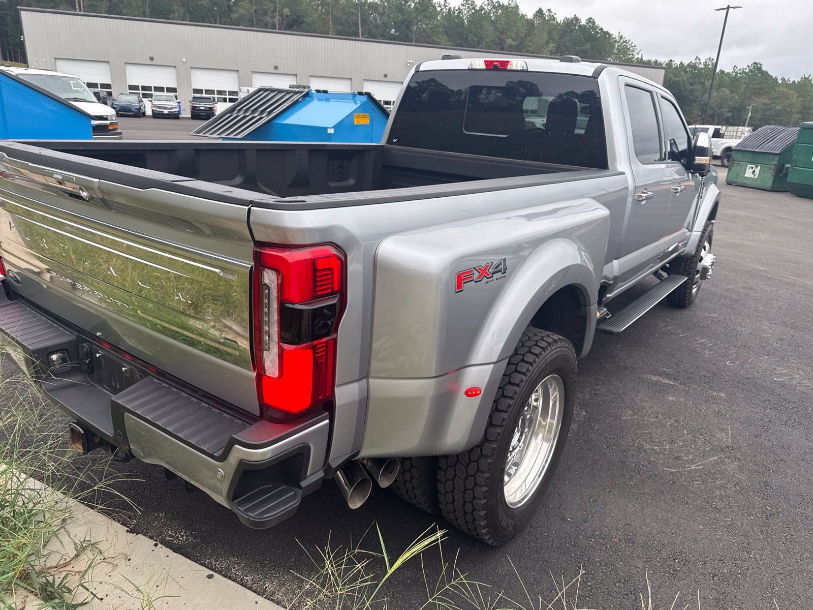Used 2024 Ford F450 Platinum w/ FX4 Off-Road Package AWD/4WD image 7