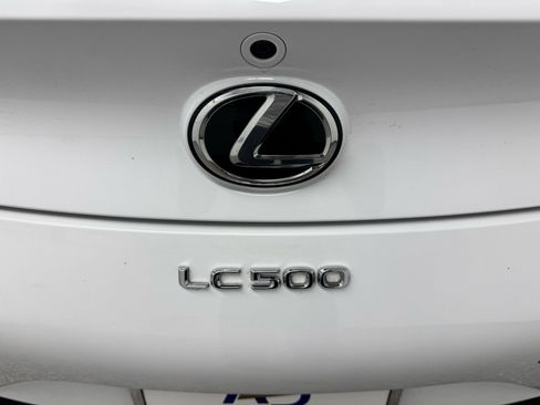 Used 2018 Lexus LC 500 Coupe image 29