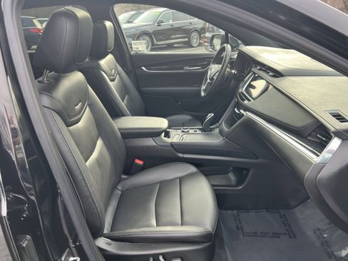 Used 2022 Cadillac XT5 Premium Luxury image 26