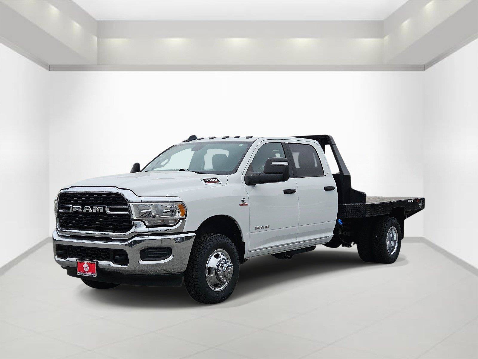 Used 2024 RAM 3500 SLT w/ Quick Order Package 2YG SLT AWD/4WD image 3
