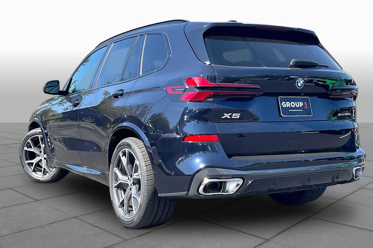 Used 2026 BMW X5 xDrive50e w/ M Sport Package AWD/4WD image 12