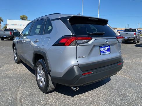 Used 2025 Toyota RAV4 XLE w/ Weather Package FWD image 17