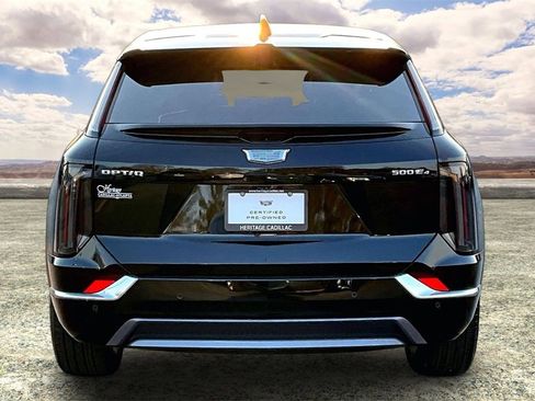 Certified 2025 Cadillac Optiq Luxury 2 w/ LPO, Floor Liner Package image 6